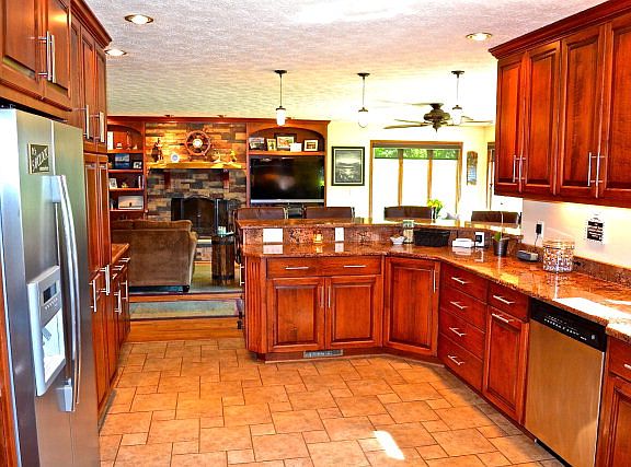 4th image of 5415 Aragorn Ln