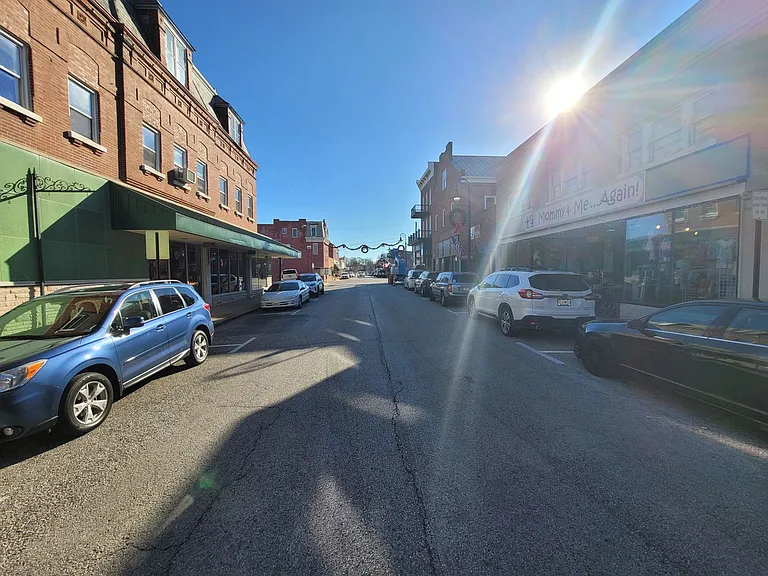 116 W Main St — Photo 12