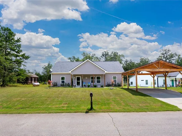67 Sawblade Rdg, Marietta, SC 29661