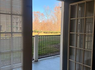 700 Vista Lake Dr APT 4, Candler, NC 28715