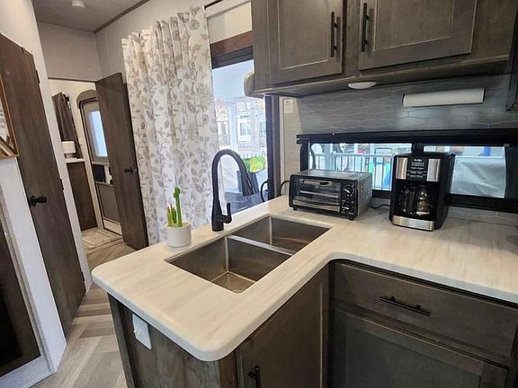 4th image of 515 Corson Tavern Rd #I-18