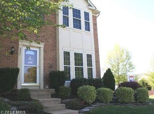 6850 Ridge Water Ct, Centreville, VA 20121