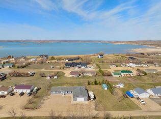 8325 38th St NW, New Town, ND 58763