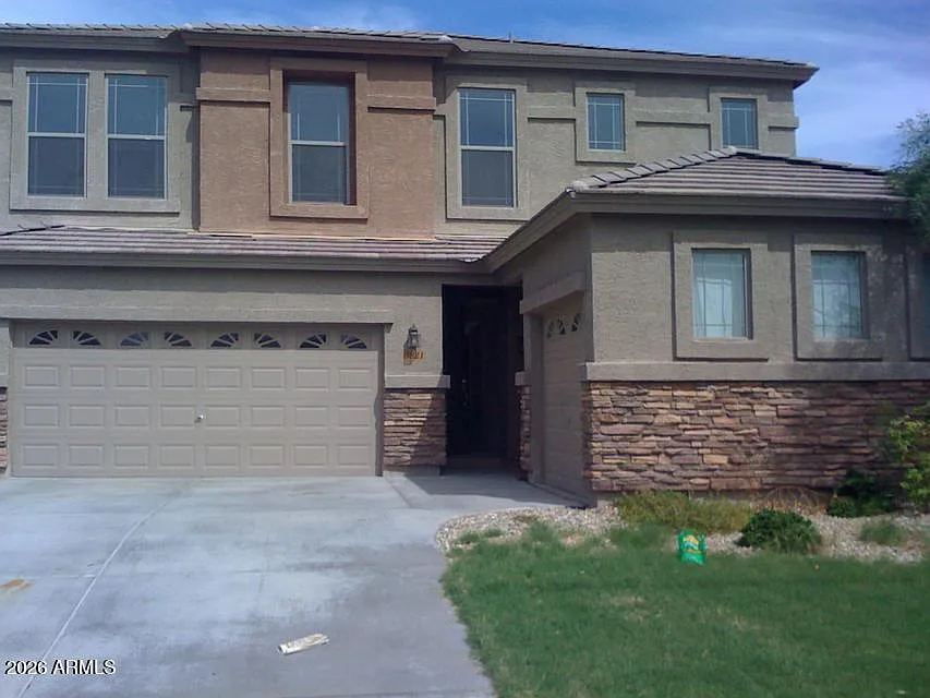 3821 S 100th Ave