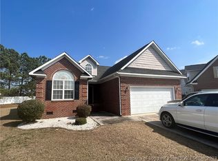 202 Old Colony Pl, Raeford, NC 28376