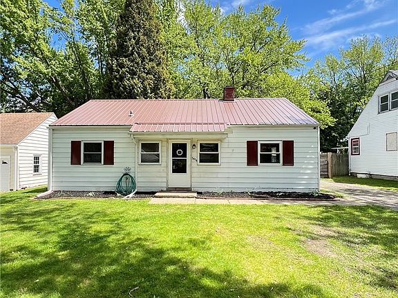 3rd image of 5854 Knollwood Dr