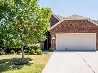 1352 Constance Dr, Fort Worth, TX 76131