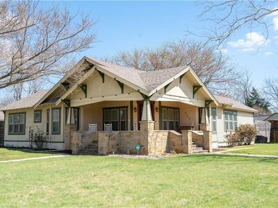 804 Howard St, Taylor, TX, 76574