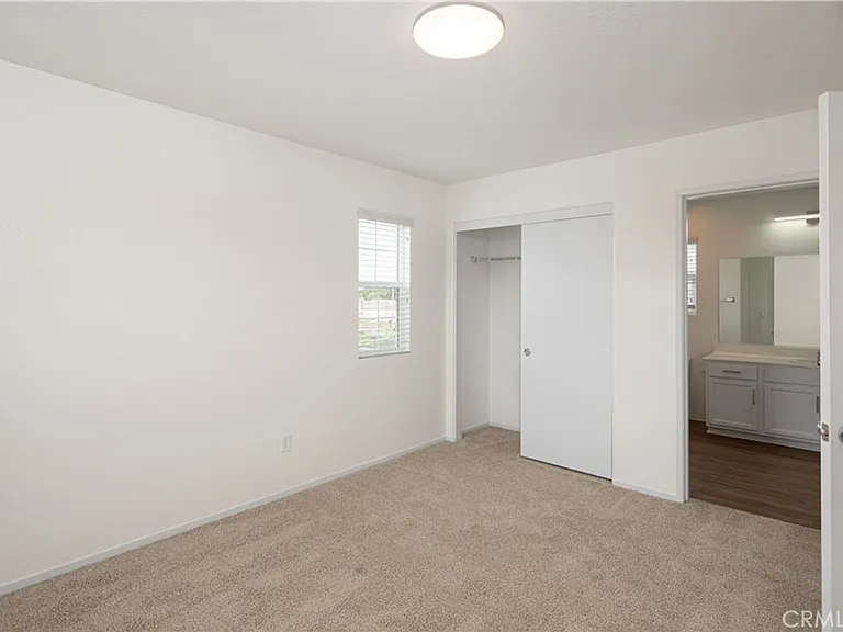 1425 Crown Cir — Photo 16