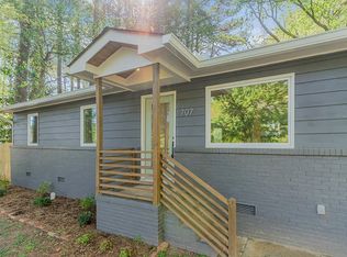 707 Oak Rd, Raleigh, NC 27603