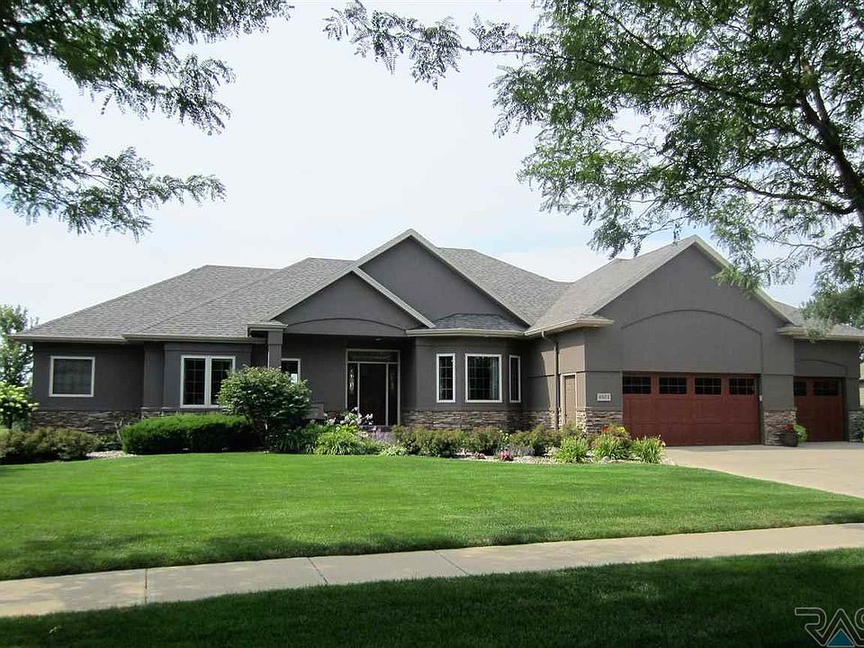 1st image of 6304 S Pinehurst Ct