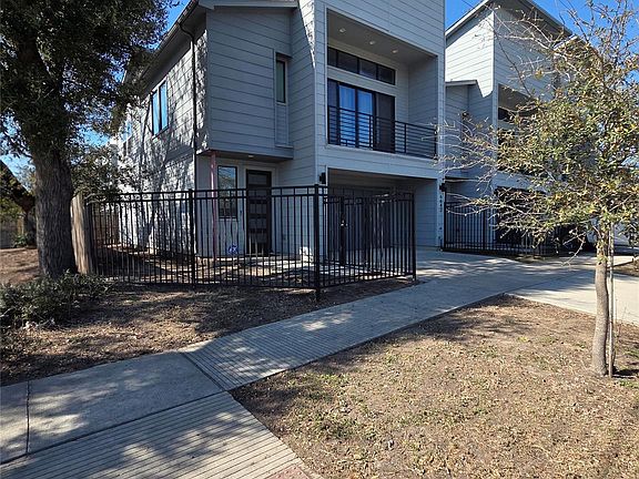 2nd image of 6642 Del Rio St