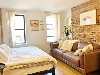 Rented by Best Apartments North Inc