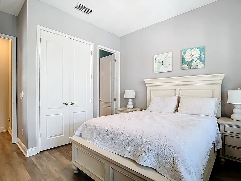 9452 Reymont St — Photo 25
