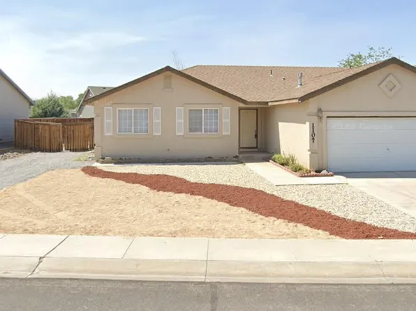 1107 Dixie Ln, Fernley, NV 89408