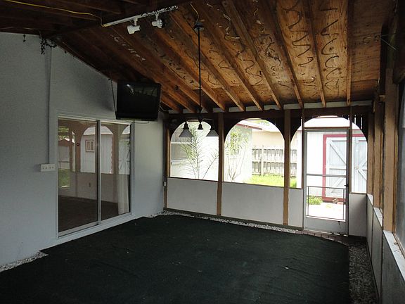 Screened Porch