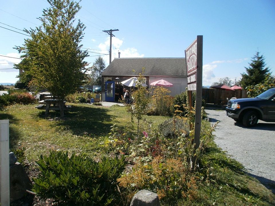2nd image of 14003 Gilmore Ave