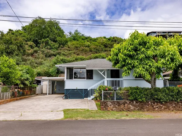 98-273 Hale Momi Pl, Aiea, HI 96701