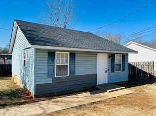 70 Murray St, Newnan, GA 30263