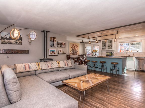 5th image of 447 SE McKinley Ave #1