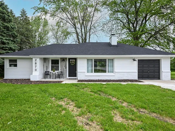 2870 South Calhoun ROAD, New Berlin, WI 53151