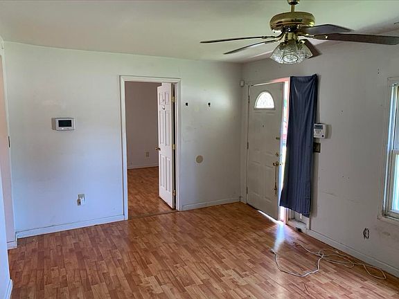 4th image of 532 N Park Ave