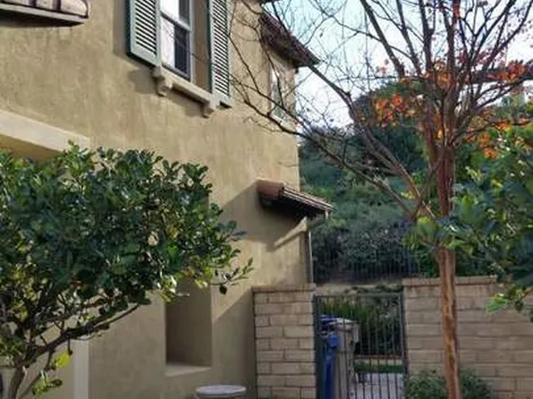 27013 Pebble Beach Dr, Valencia, CA 91381