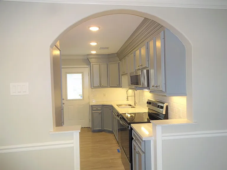 3923 Cosby St — Photo 12