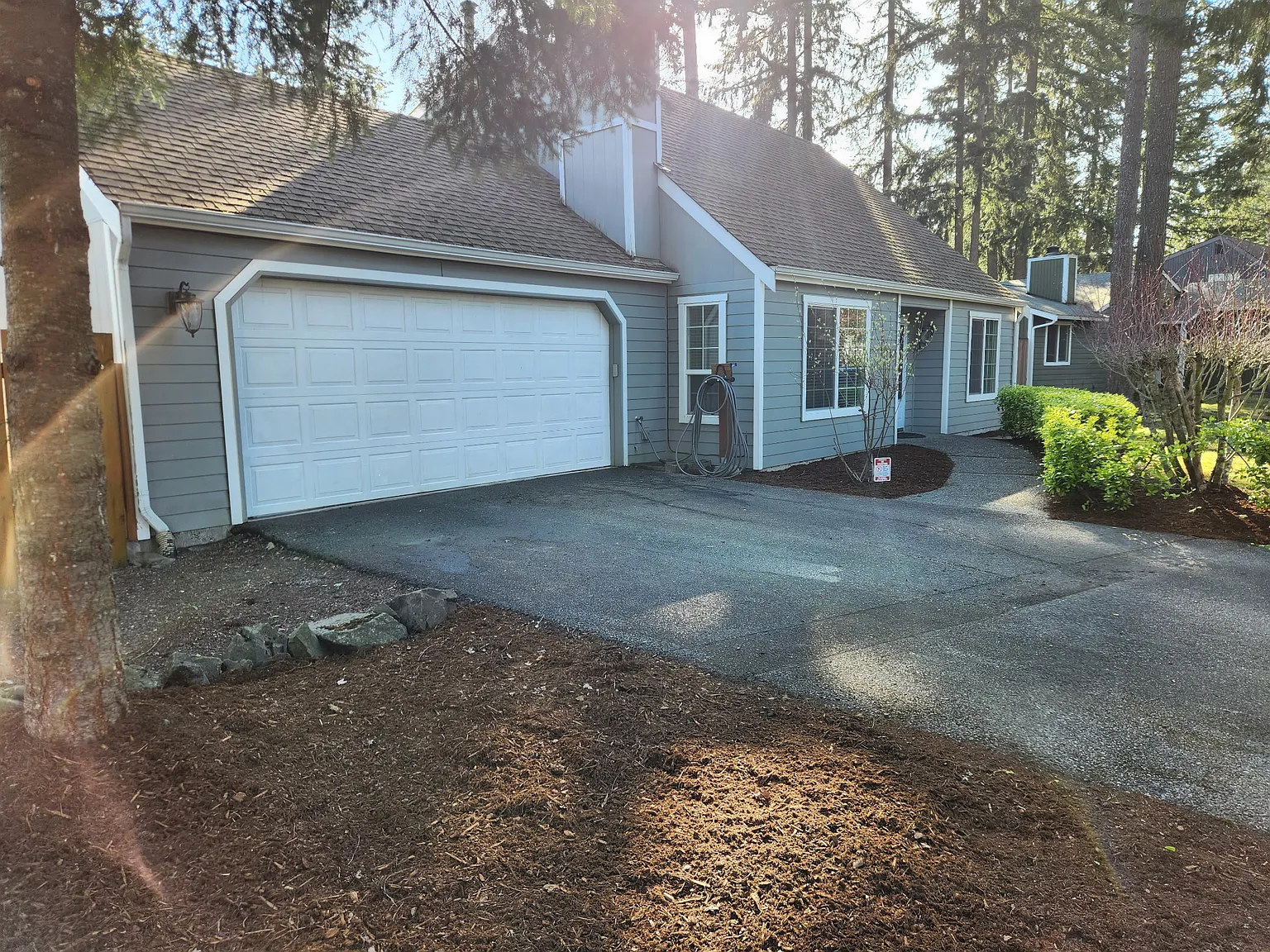 3 bed, 1550 sqft, $2,948 — Photo 2