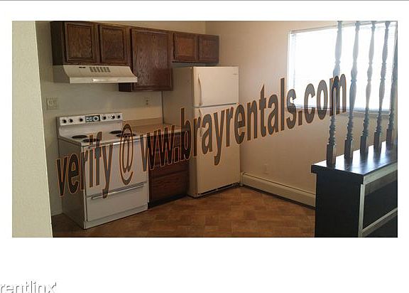 210 Park Dr. #3 kitchen