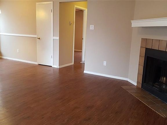 3rd image of 10616 Mellow Mdws APT 13B