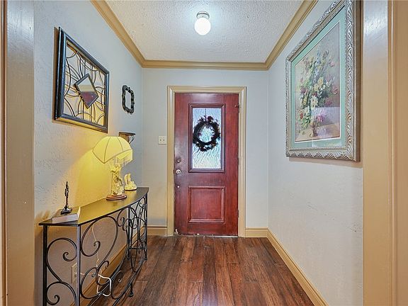 2nd image of 4405 Northwood Dr