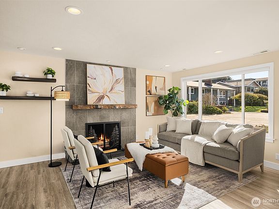 5th image of 623 Aloha Way