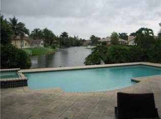 261 NW 108th Ave, Plantation, FL 33324