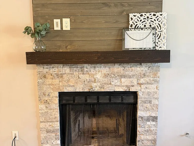 2675 Wildflower Ln — Photo 7