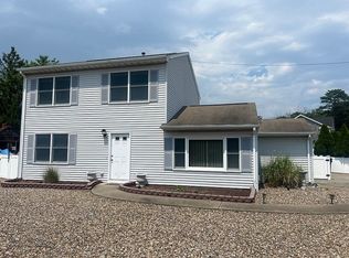 20 Tiller Ln, Brick, NJ 08723