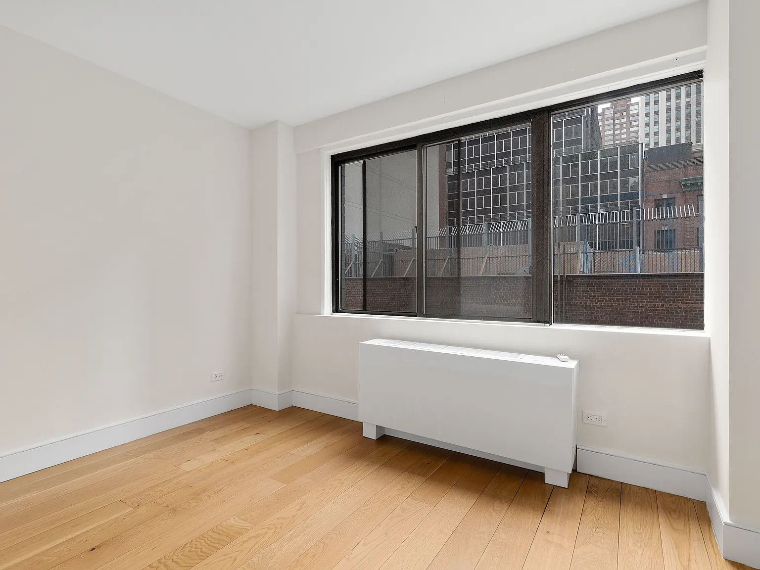 230 East 44th Street — Photo 4