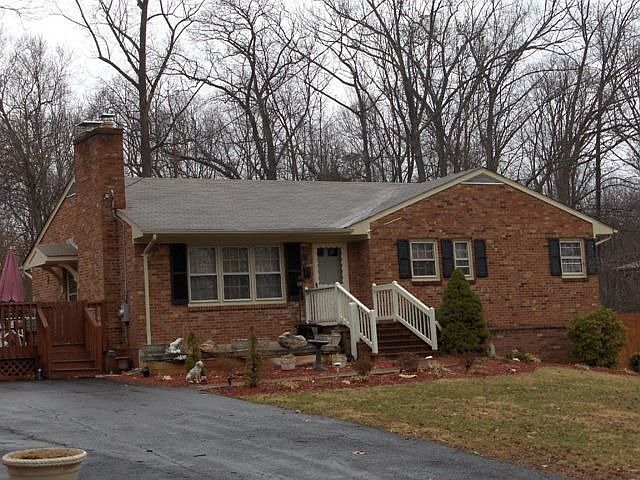 1st image of 2171 Woodcrest Dr