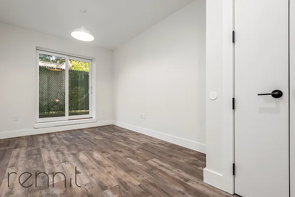 Rented by Rennit Inc. | media 4