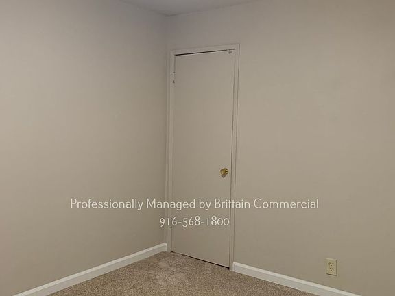 5th image of 2321 G St APT 8
