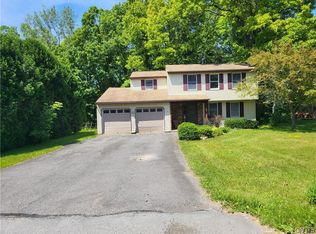 123 Jay St, Chittenango, NY 13037