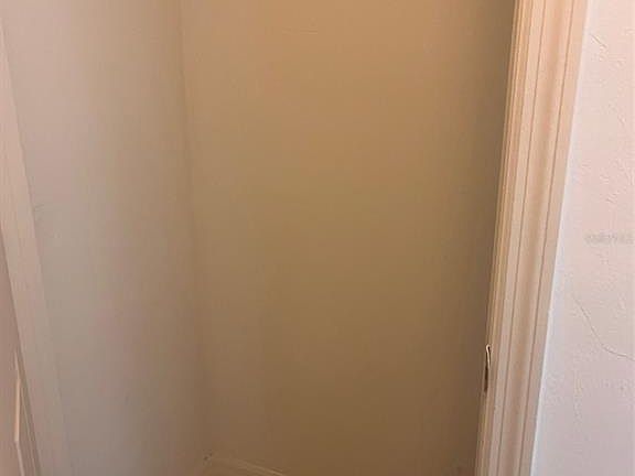 4th image of 5018 SW 94th St