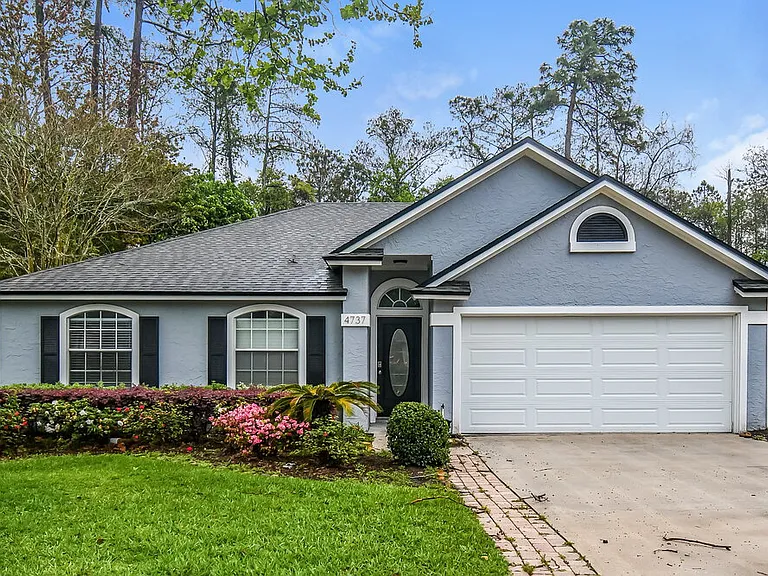 4737 Kernan Mill Ln E — Photo 1