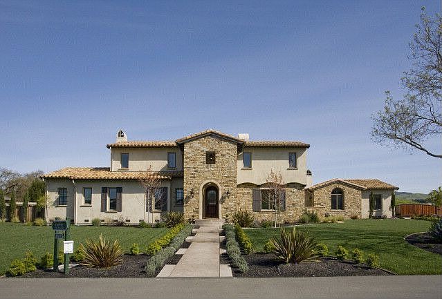 Authentic Tuscan Architecture