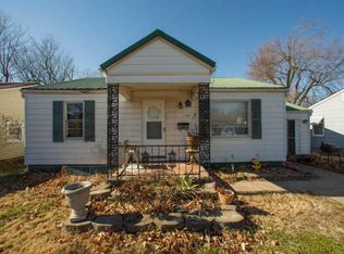 1725 N Weller Ave, Springfield, MO 65803