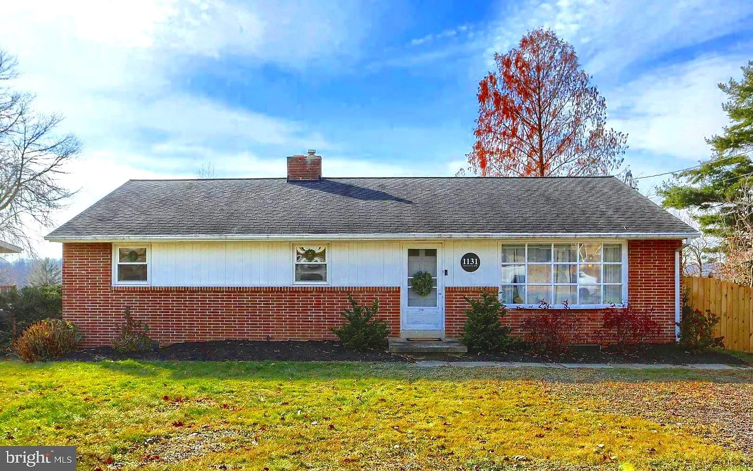 1131 Hermosa Ave photo 1
