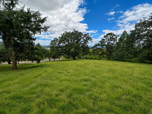 Sunnyview Dr NE, Albany, OR 97322