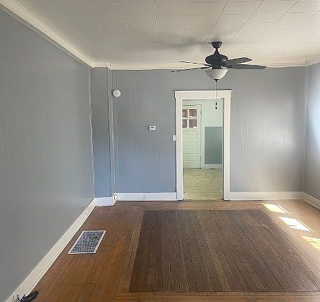 1620 Berkley-LR_04012023