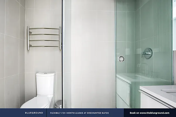 Rented by The Blueground | media 18