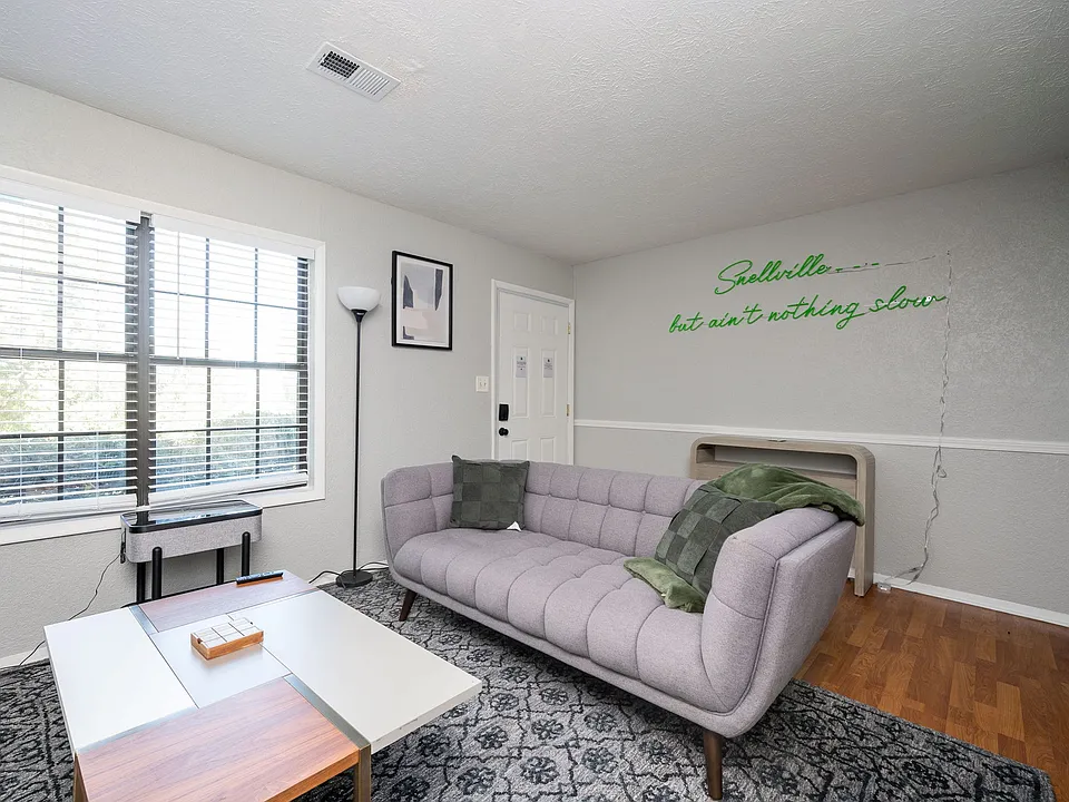 3092 Destin Cir #3